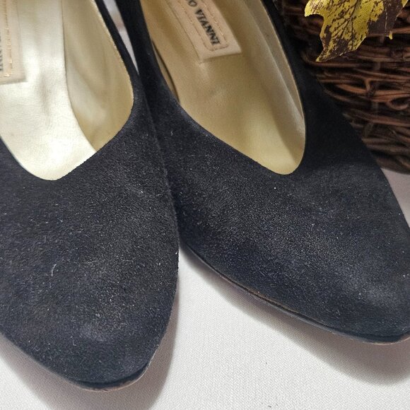 Women’s Black Dress Pumps by Roberto Vianna Size 5 ½ B - GUC - Picture 2 of 9